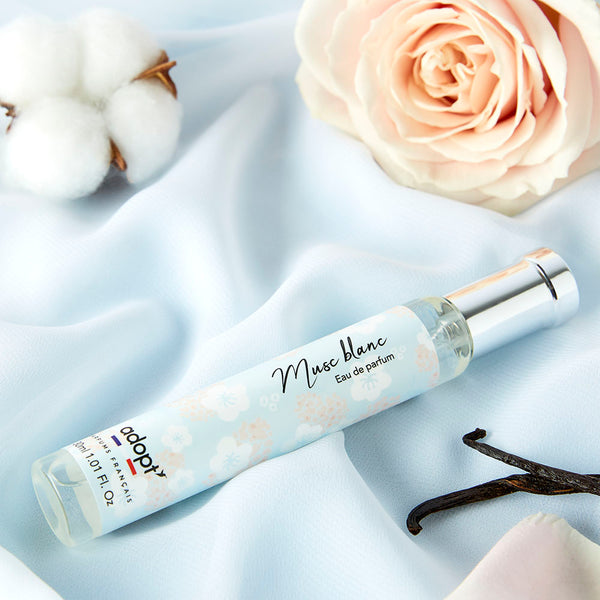 adopt MUSC BLANC Eau de Parfum for women, 30 ml | Gentle women's fragrance with white musk, rose, ylang-ylang and vanilla, delicate, classic and graceful, long-lasting fragrance for women